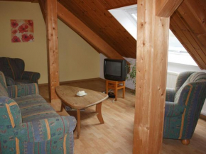 Holiday farm situated next to the Kellerwald Edersee national park with a sunbathing lawn